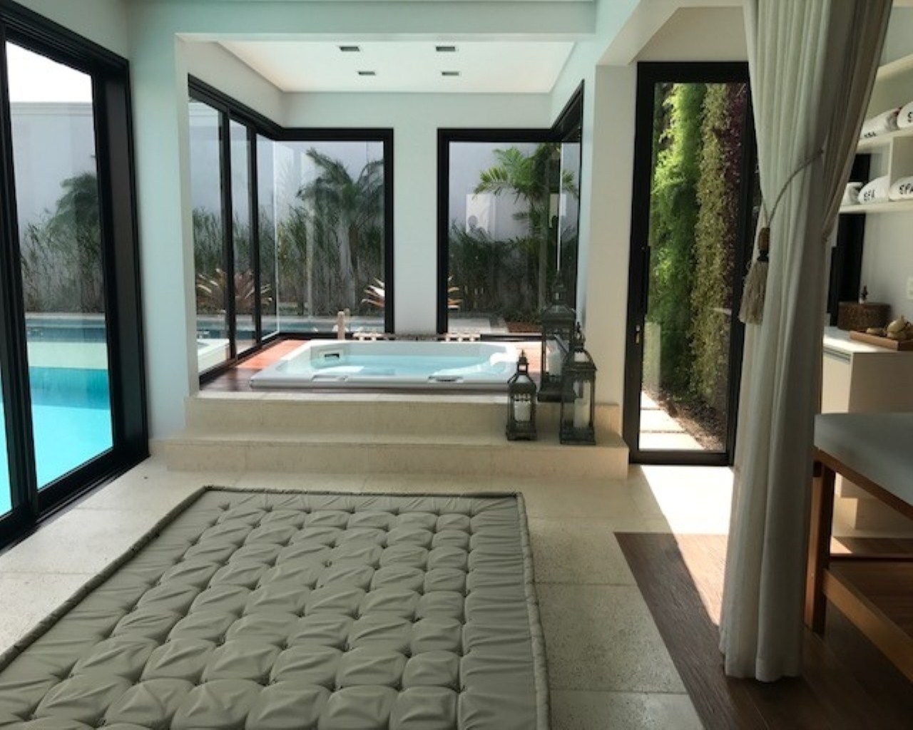 Casa de Condomínio à venda com 8 quartos, 750m² - Foto 4