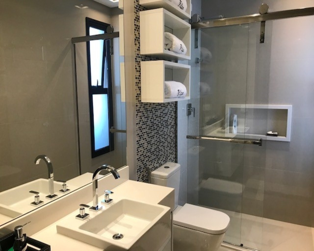 Casa de Condomínio à venda com 8 quartos, 750m² - Foto 33