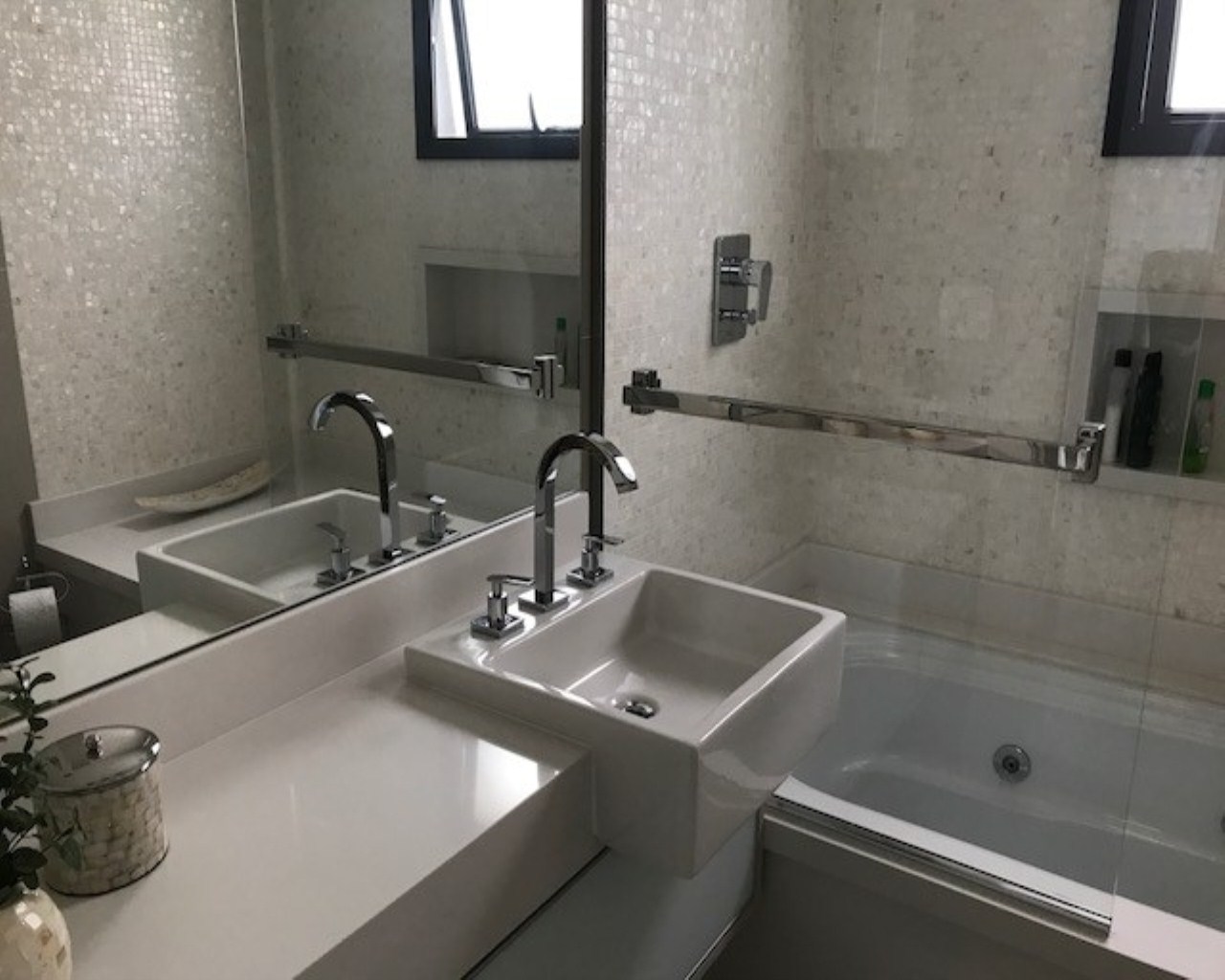 Casa de Condomínio à venda com 8 quartos, 750m² - Foto 40