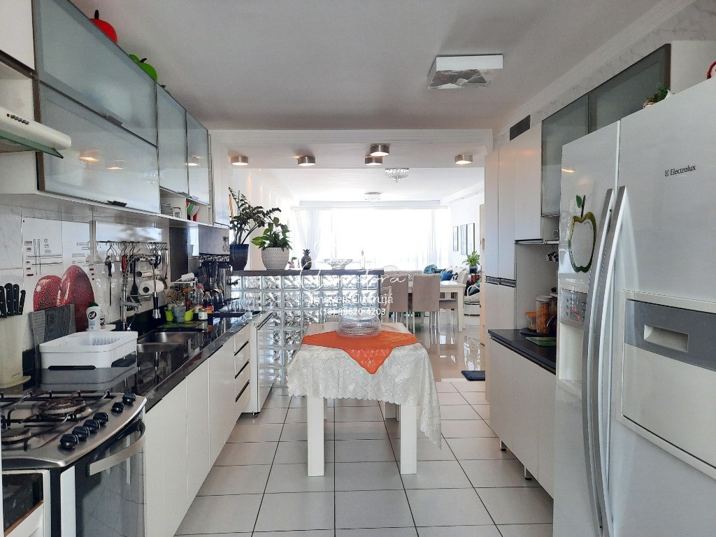 Apartamento à venda e aluguel com 4 quartos, 190m² - Foto 21