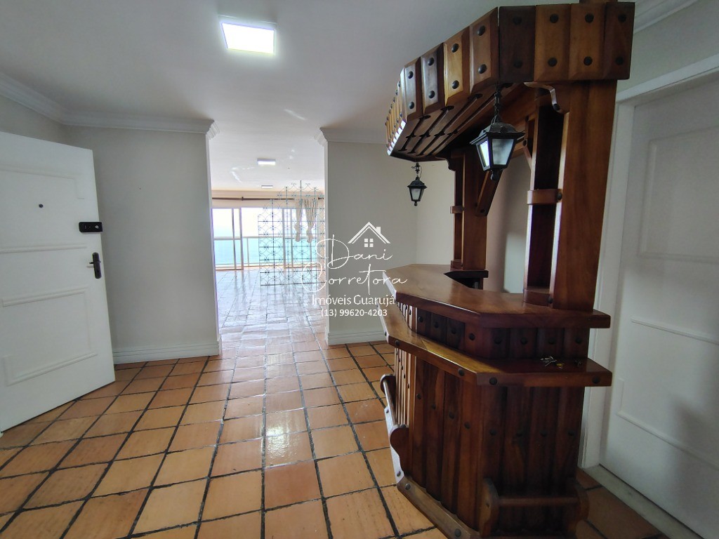 Apartamento para alugar com 4 quartos, 220m² - Foto 11