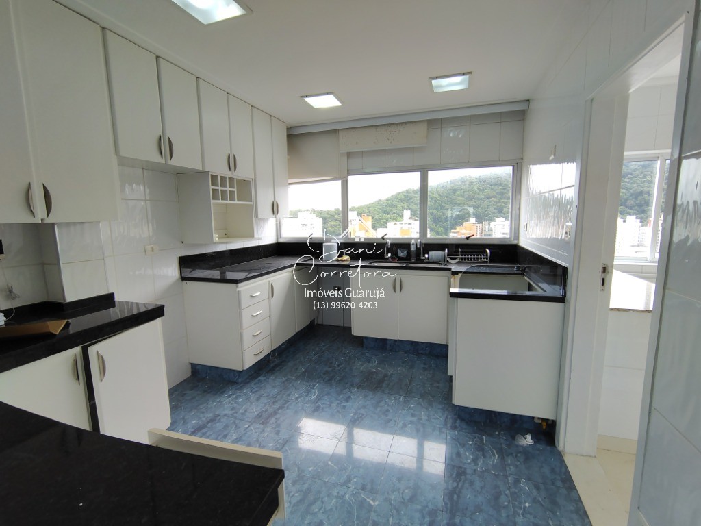 Apartamento para alugar com 4 quartos, 220m² - Foto 15