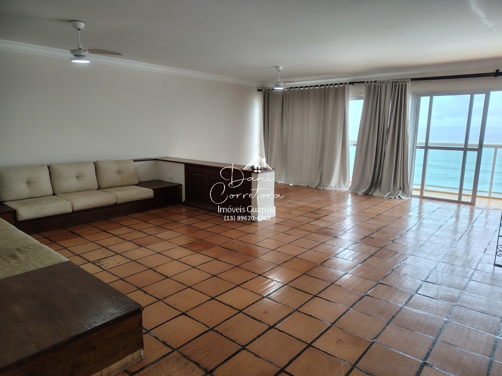 Apartamento para alugar com 4 quartos, 220m² - Foto 1