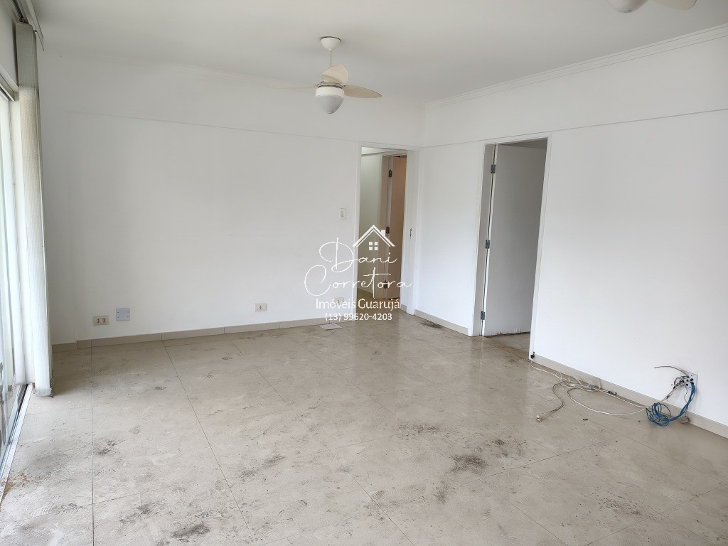 Apartamento reformado próximo a praia, Astúrias em Vila Alzira, Guarujá — foto 3