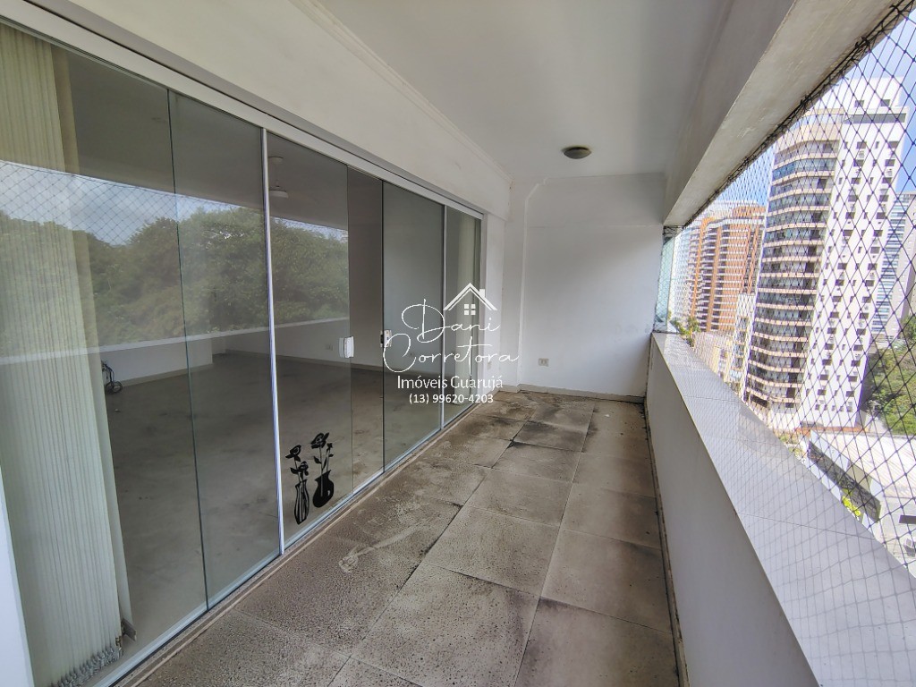 Apartamento reformado próximo a praia, Astúrias em Vila Alzira, Guarujá — foto 6