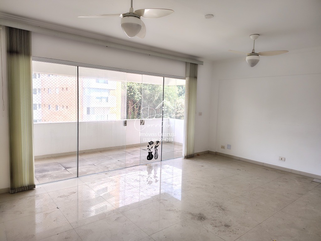 Apartamento reformado próximo a praia, Astúrias em Vila Alzira, Guarujá — foto 2