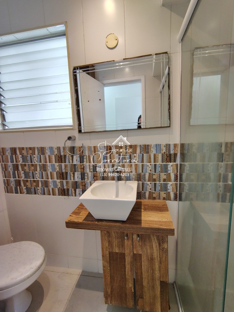 Apartamento reformado próximo a praia, Astúrias em Vila Alzira, Guarujá — foto 7