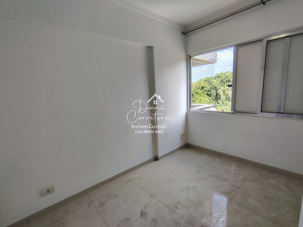 Apartamento reformado próximo a praia, Astúrias em Vila Alzira, Guarujá — foto 13