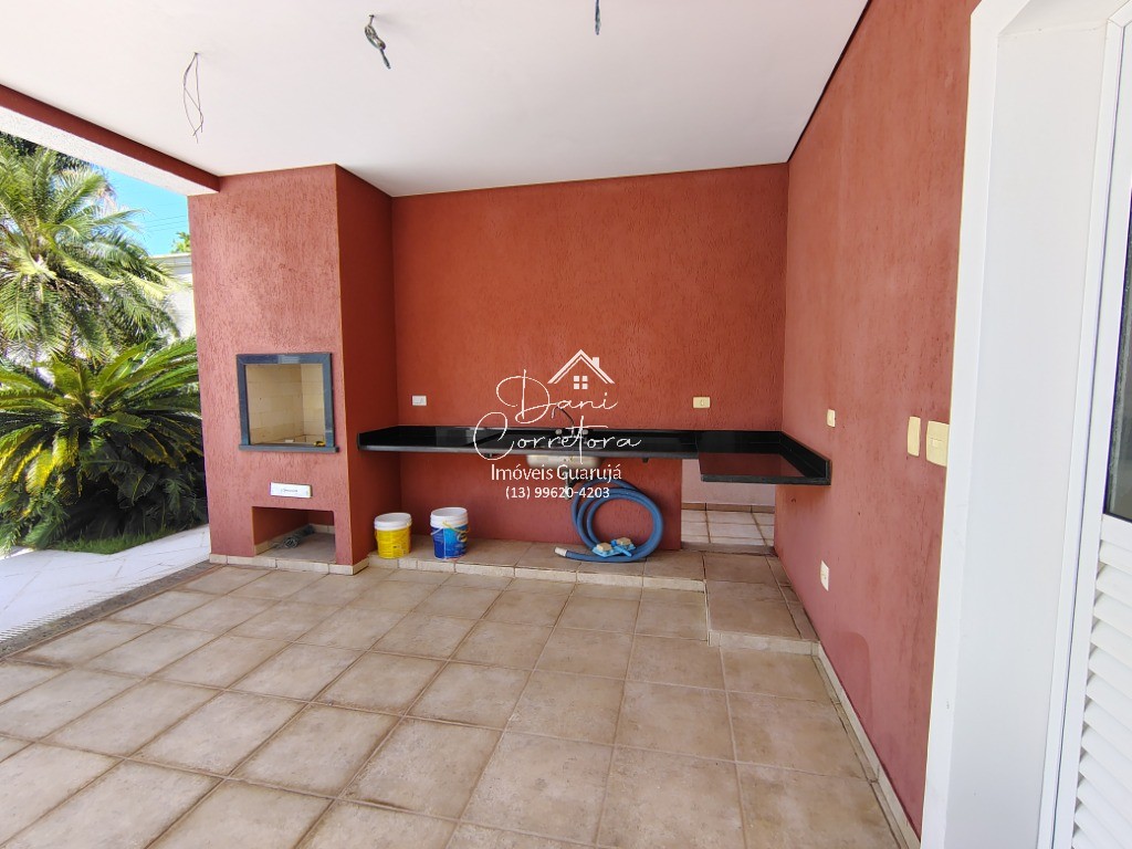 Casa nova a venda ou locação no Balneário Praia do Pernambuco em Guarujá-SP: 4 quartos, 4 suítes, 5 banheiros, 2 vagas, 300m². em Balneário Praia do Pernambuco, Guarujá — foto 4