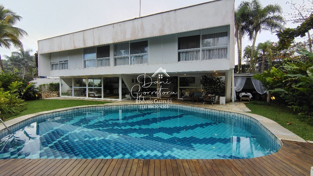 Imponente mansão à venda em Guarujá-SP, Praia do Pernambuco a 50 metros da praia: 6 quartos, 6 suítes, 3 salas, 8 banheiros, 6 vagas de garagem. em BALNEÁRIO PRAIA DO PERNAMBUCO, GUARUJÁ — foto 15