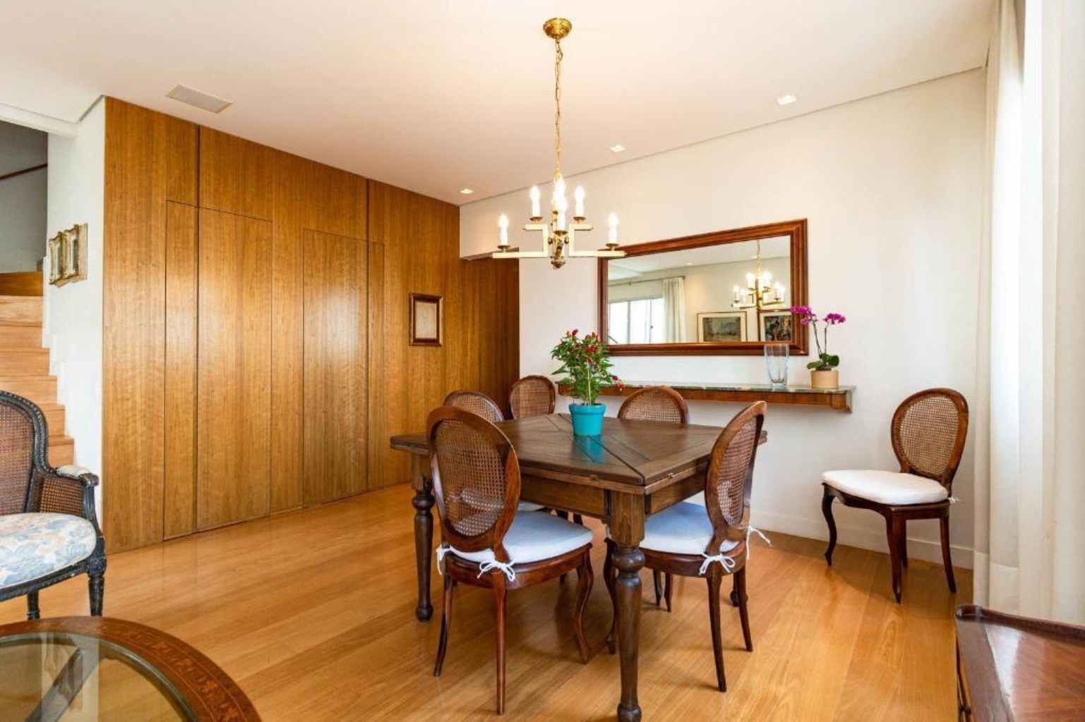 Cobertura à venda com 3 quartos, 207m² - Foto 2