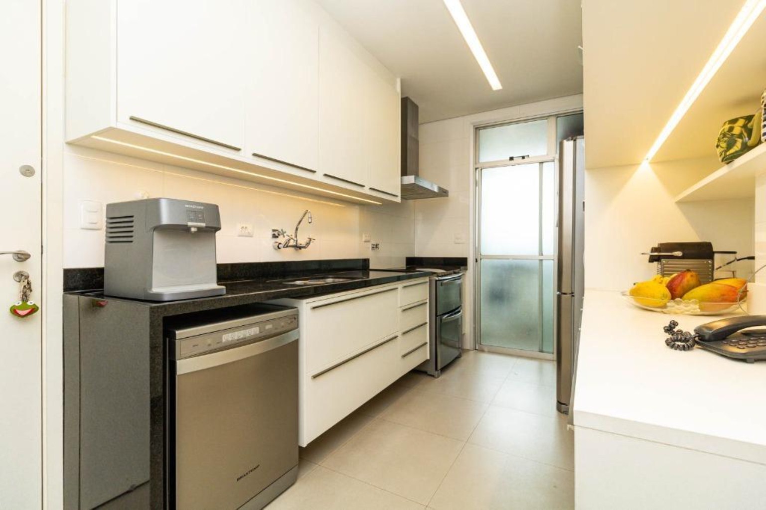 Cobertura à venda com 3 quartos, 207m² - Foto 14
