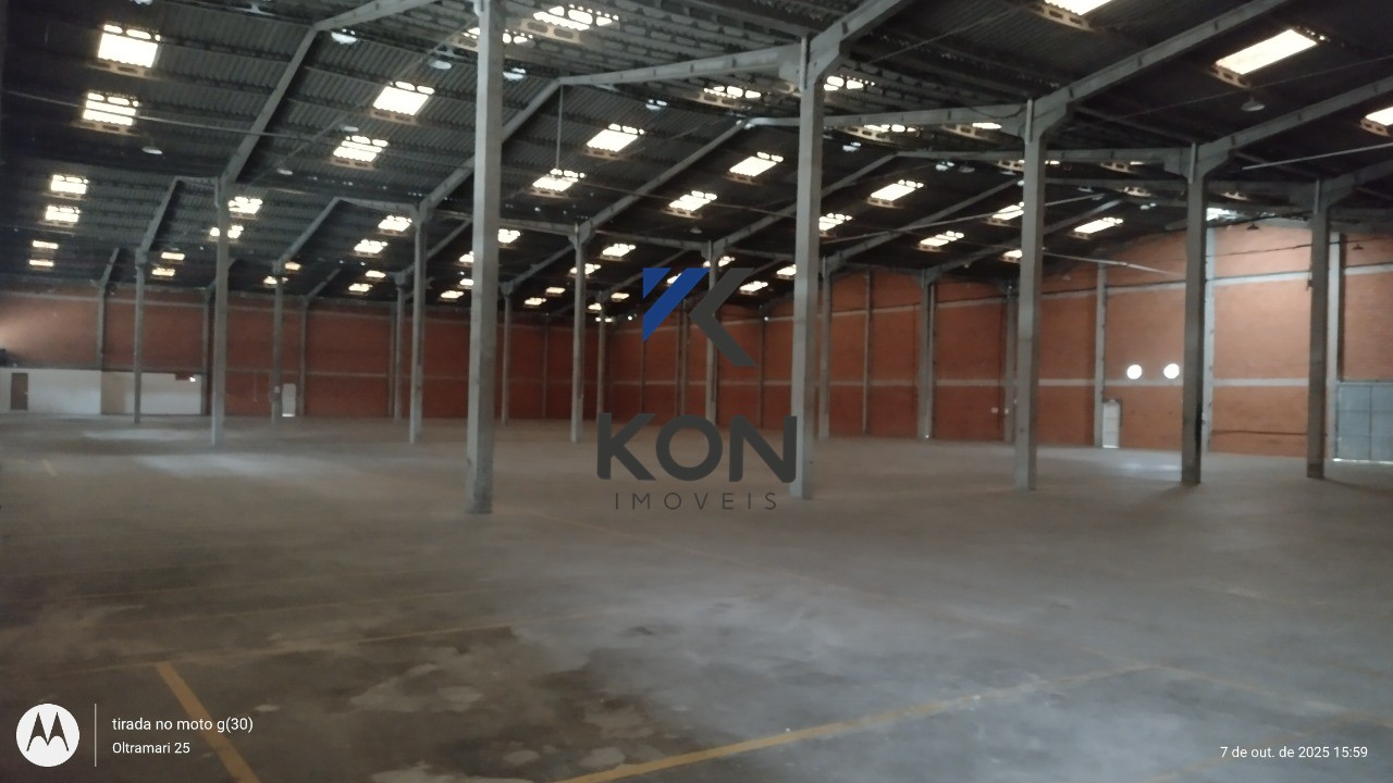 Galpão, armazém para locação em São José dos Pinhais PR Warehouse, shed, warehouse, and pavilion with approximately 4,500m2