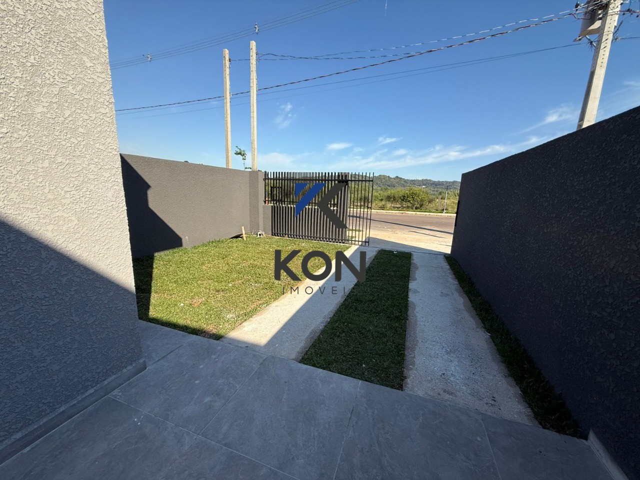 Casa nova com área gourmet no capela velha
