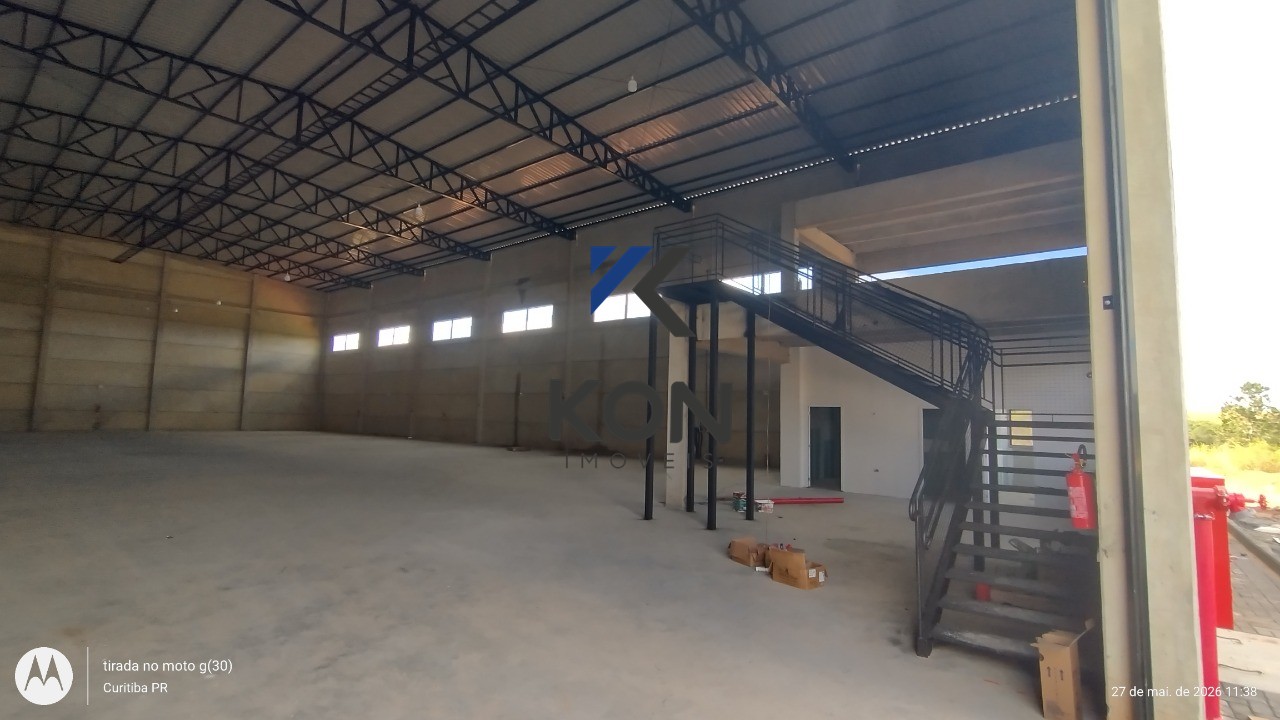 Galpão/Deposito/Armazem com 2.700m² para locação em Condominio