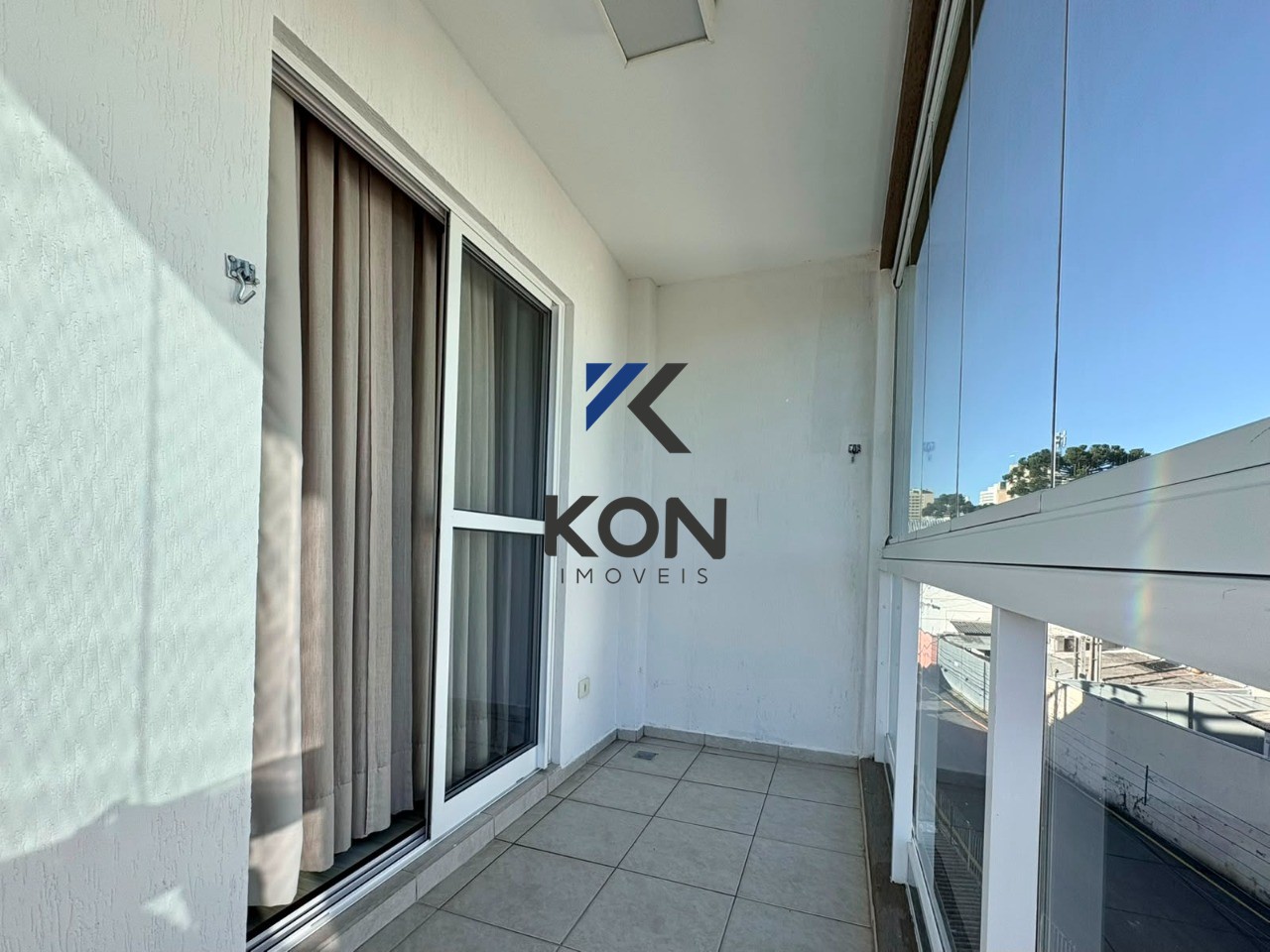 Apartamento a Venda no Seminário - Custo-Benefício Único, 2 Quartos, Face Noroeste e Vaga Coberta - Avenida Silva Jardim