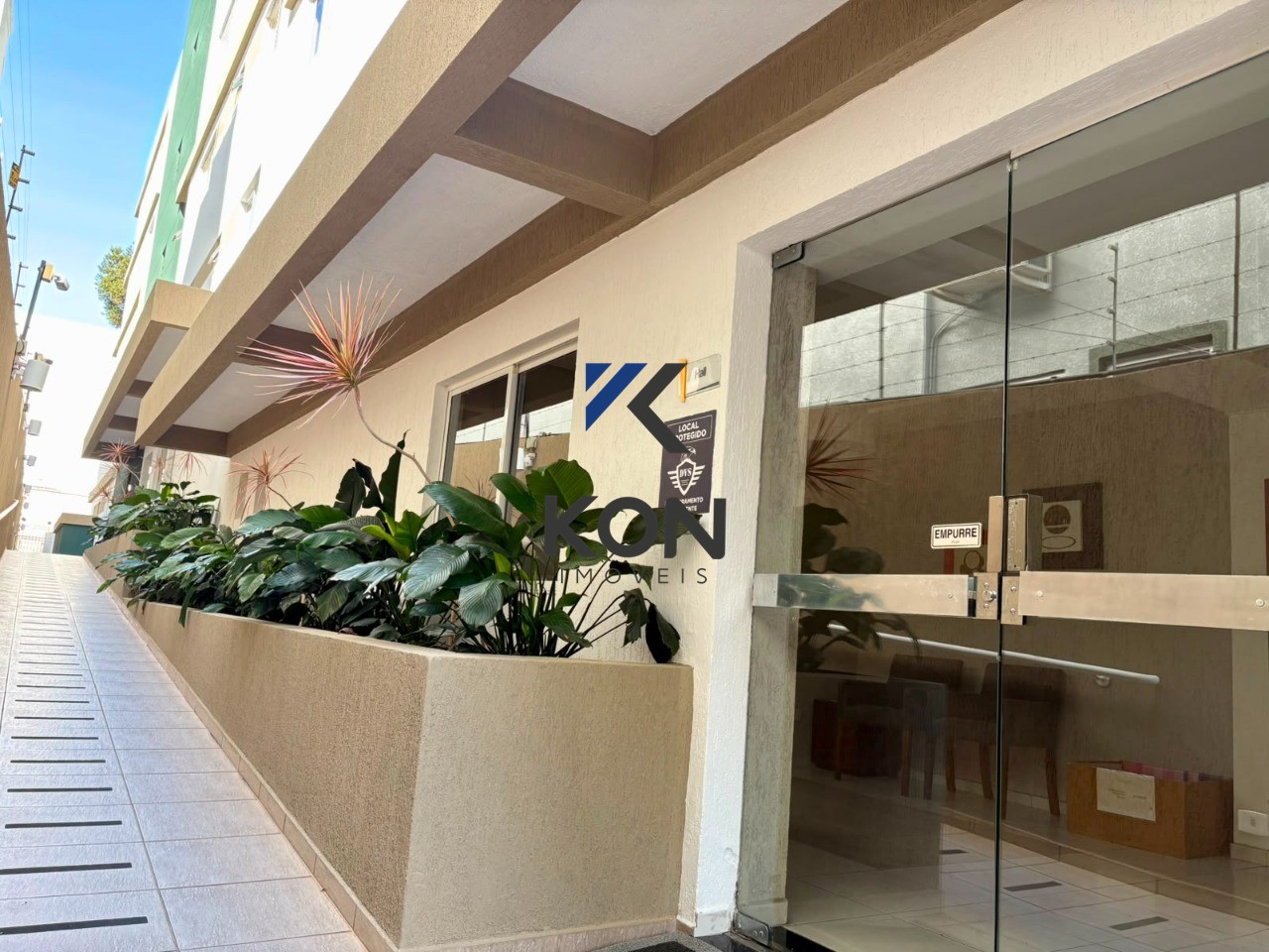Apartamento a Venda no Seminário - Custo-Benefício Único, 2 Quartos, Face Noroeste e Vaga Coberta - Avenida Silva Jardim