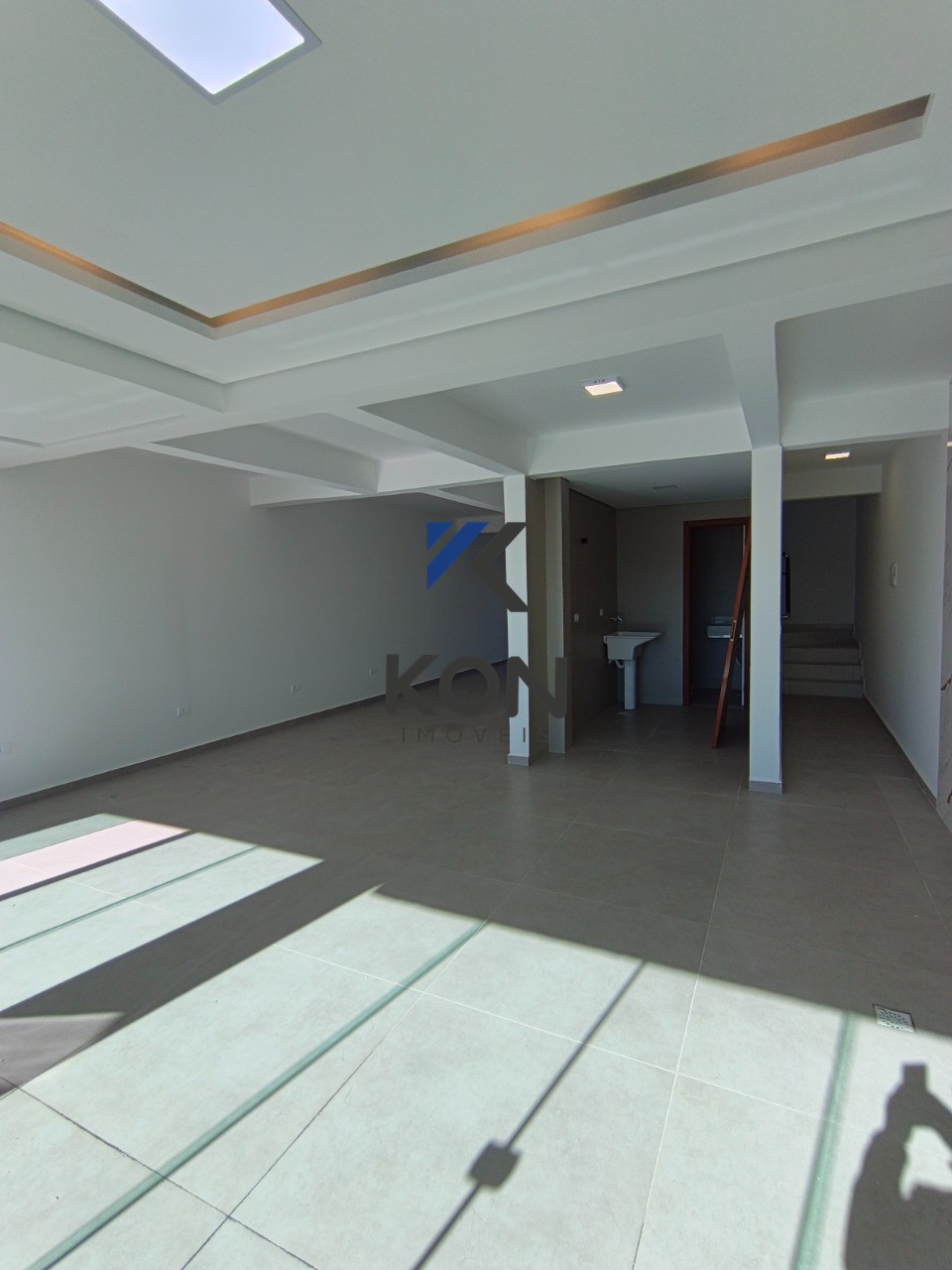 Casa à Venda em Fazenda Rio Grande 3 Quartos, Suíte, Área Gourmet e 160m²