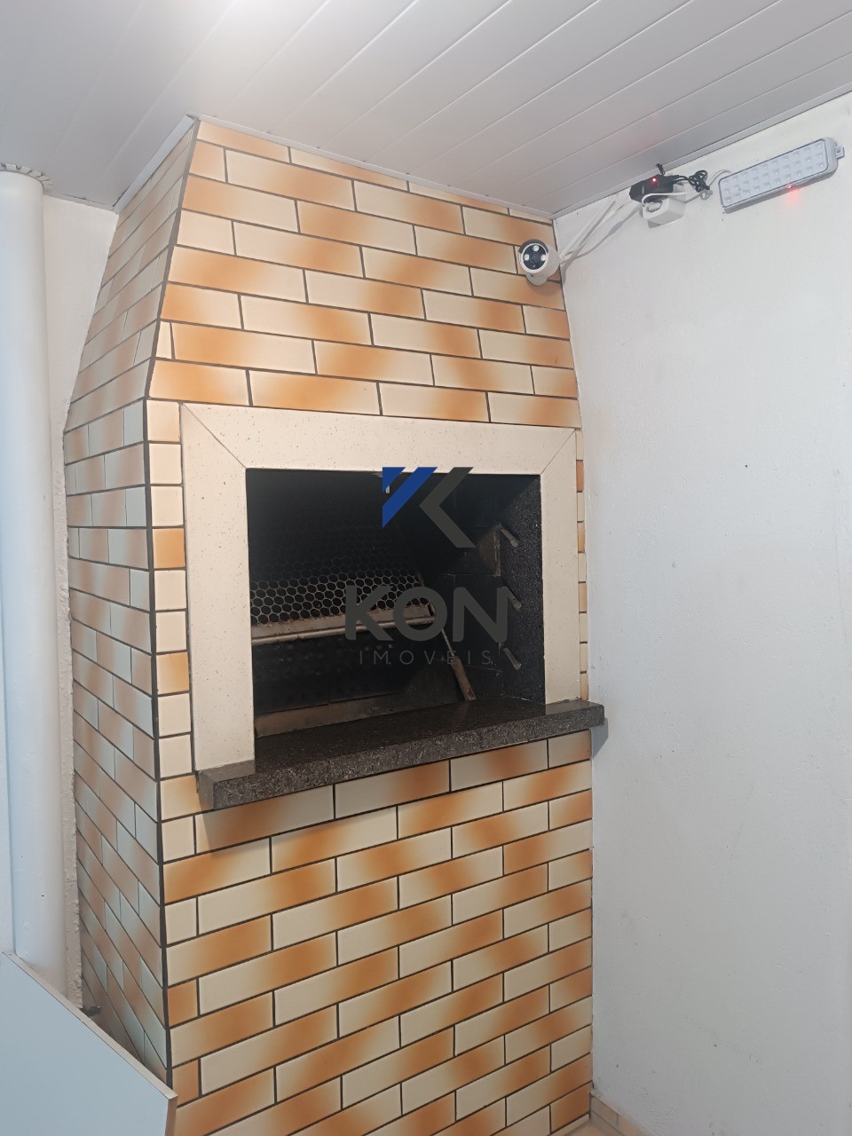 Sobrado à venda em Fazenda Rio Grande-PR, Bairro Gralha Azul: 3 quartos, 2 suítes, 3 salas, 3 banheiros, 2 vagas e 175m²!