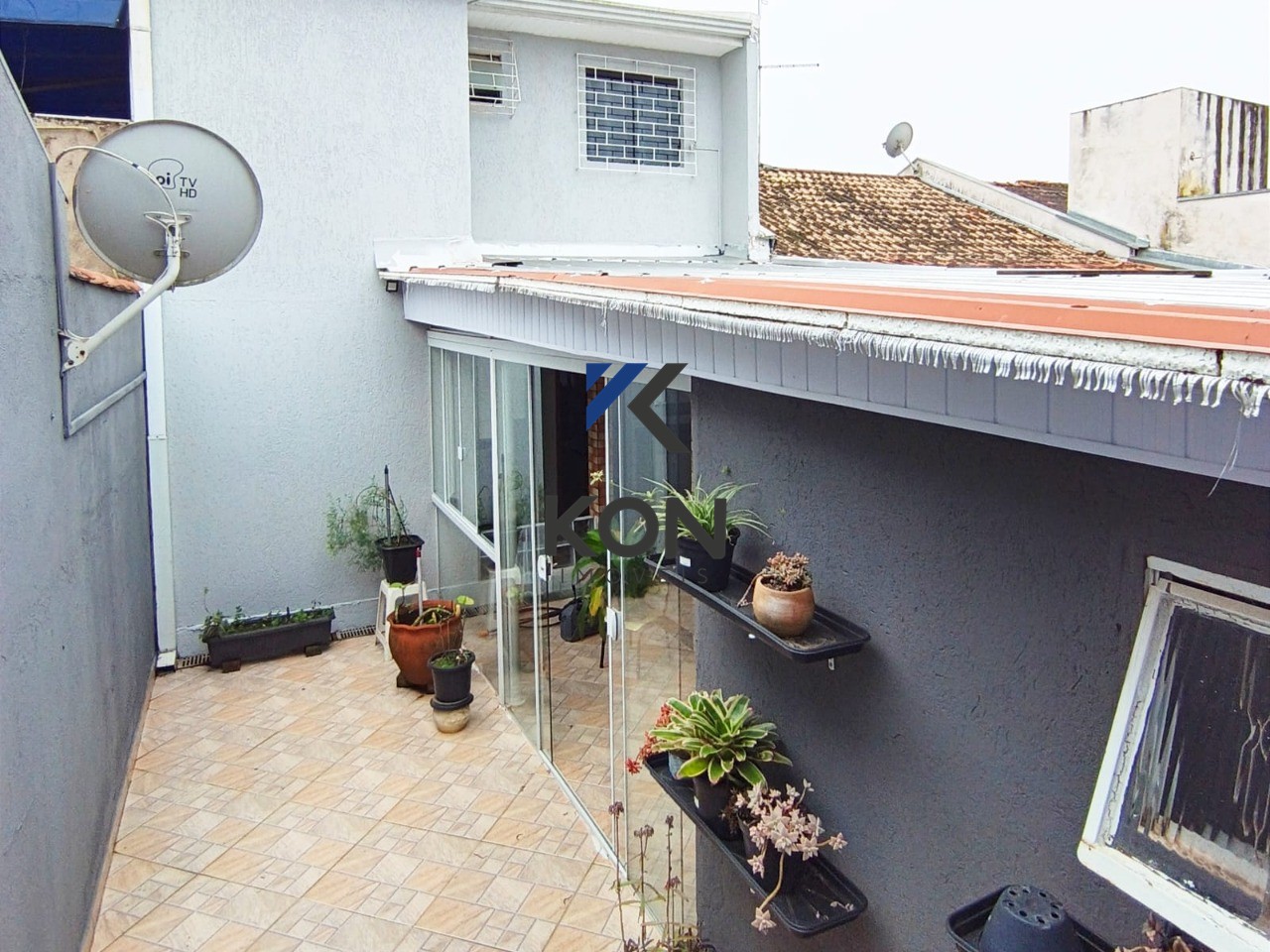 Sobrado à venda em Fazenda Rio Grande-PR, Bairro Gralha Azul: 3 quartos, 2 suítes, 3 salas, 3 banheiros, 2 vagas e 175m²!