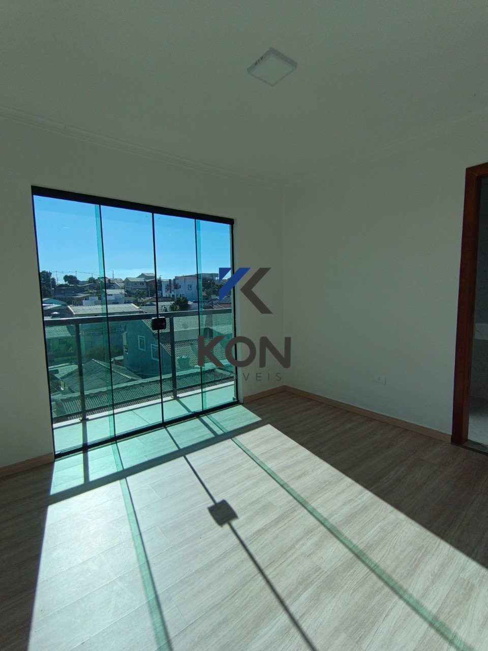 Casa à Venda em Fazenda Rio Grande 3 Quartos, Suíte, Área Gourmet e 160m²