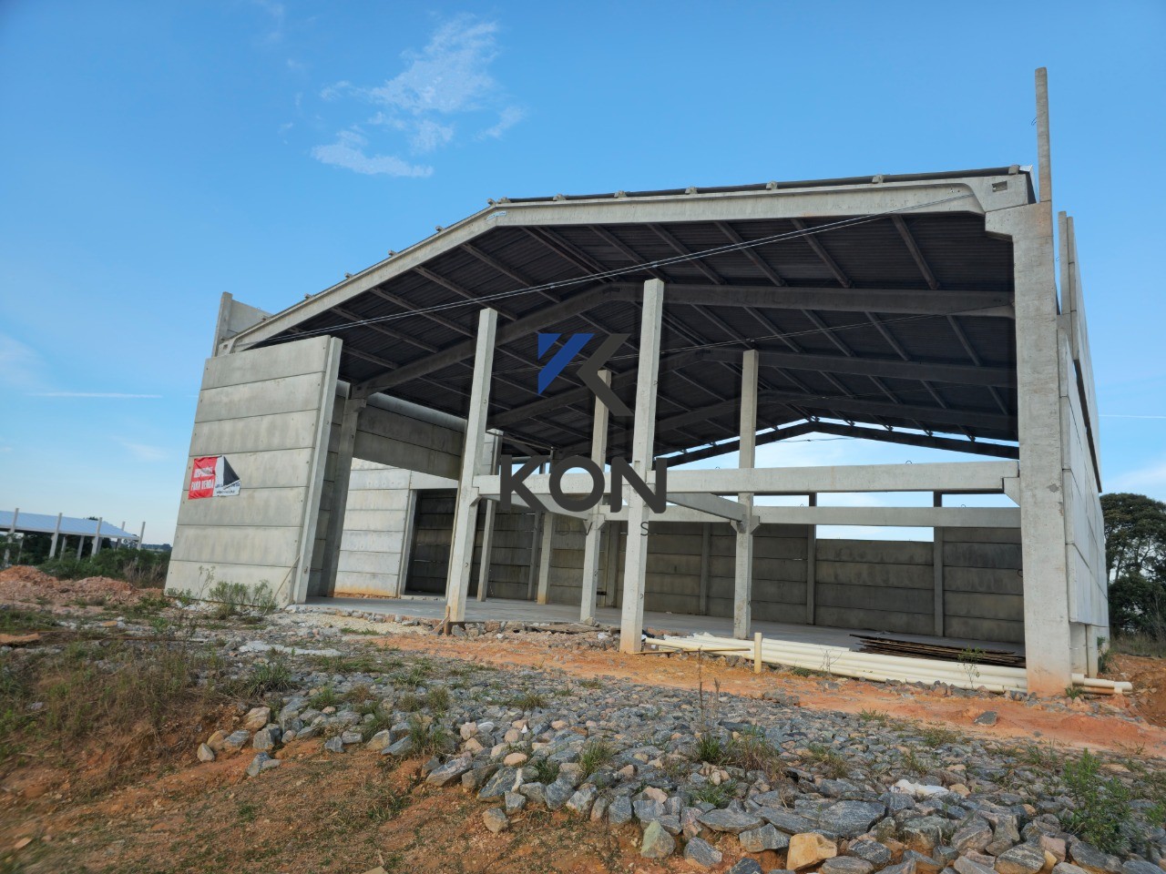 Galpão industrial à venda dentro do conceituado Condomínio Empresarial / Industrial GREEN COMPANY, localizado em Fazenda Rio Grande, PR!