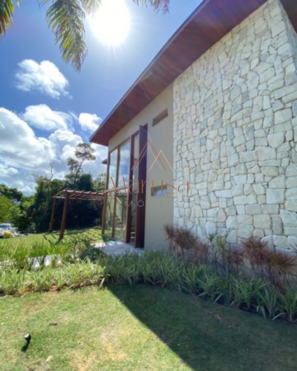 Casa residencial em mata de são joão - ba, praia do forte