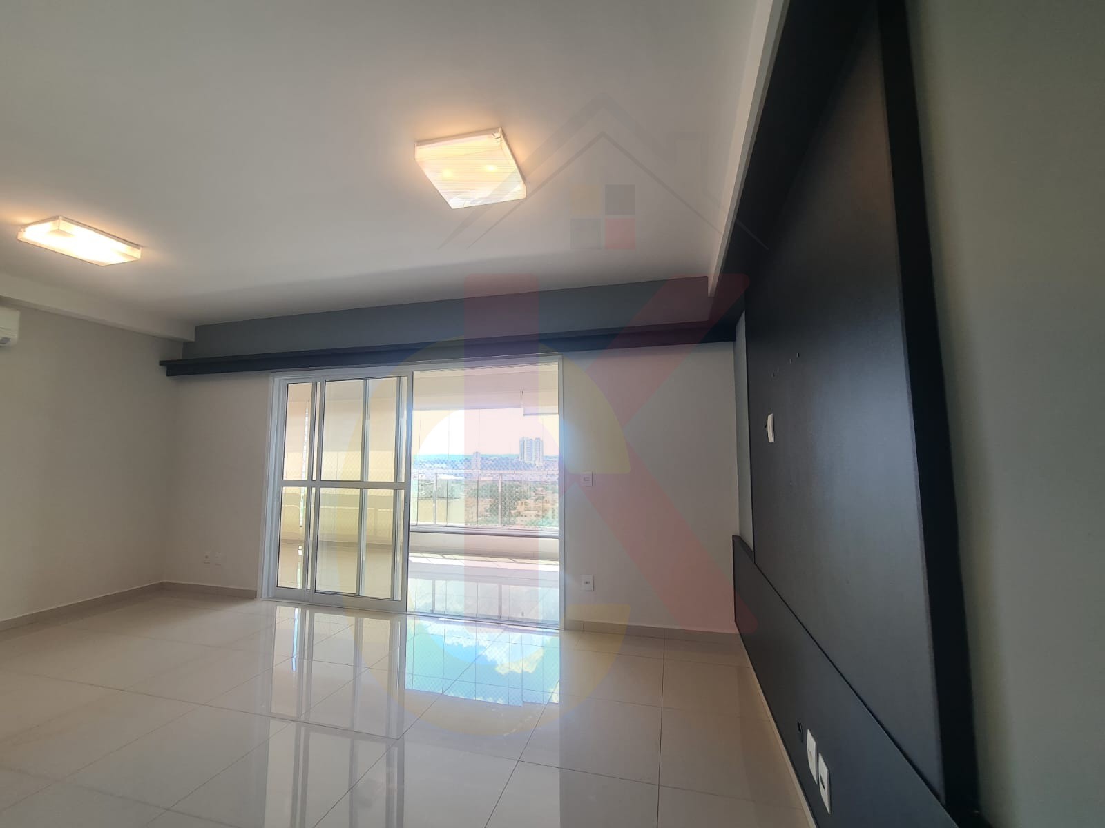 Apartamento de Luxo no Jardim Botânico: 3 Quartos, 3 Suítes, 3 Salas, 2 Vagas - Ribeirão Preto-SP