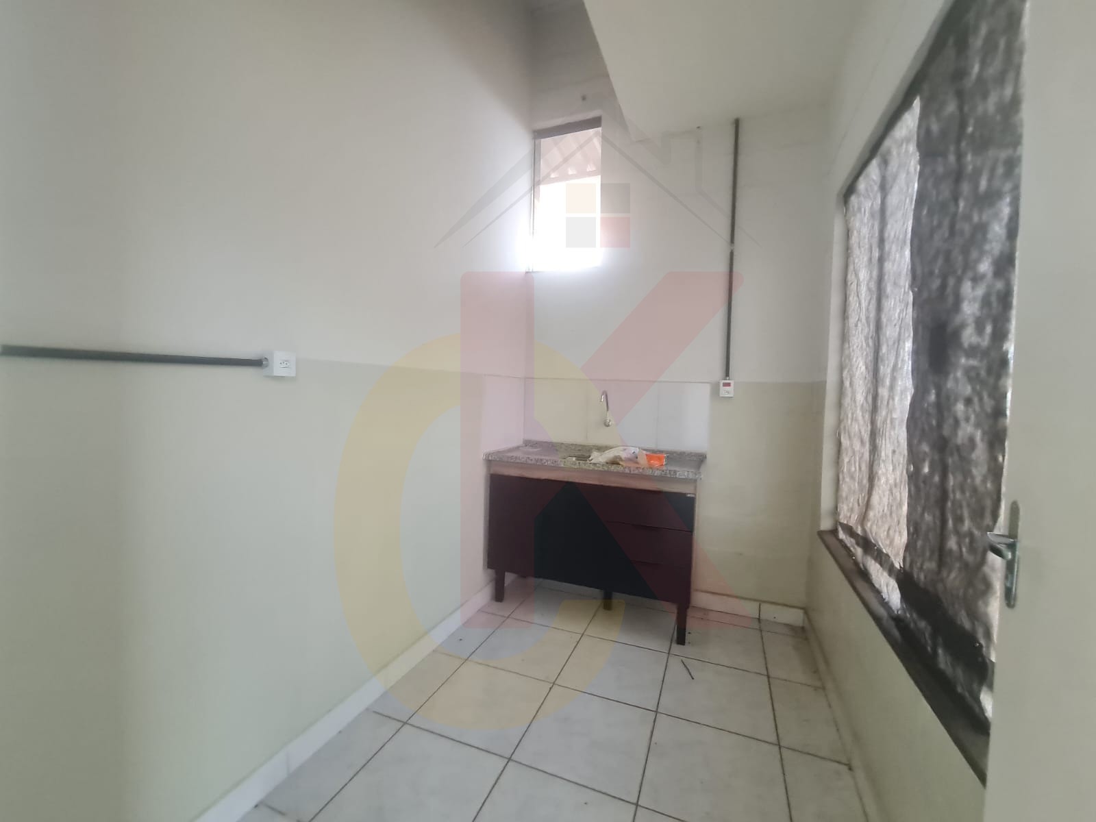 Depósito-Galpão, 225 m² - Foto 3