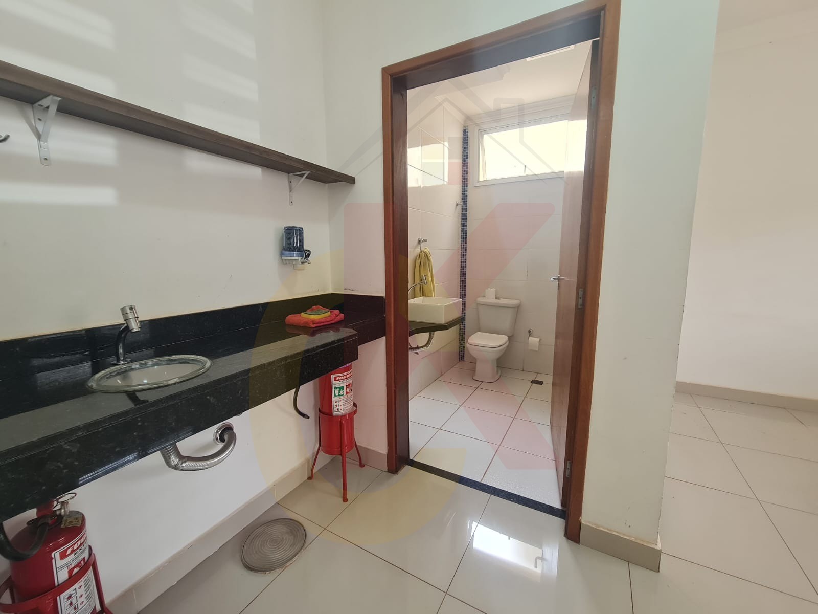 Depósito-Galpão, 225 m² - Foto 15