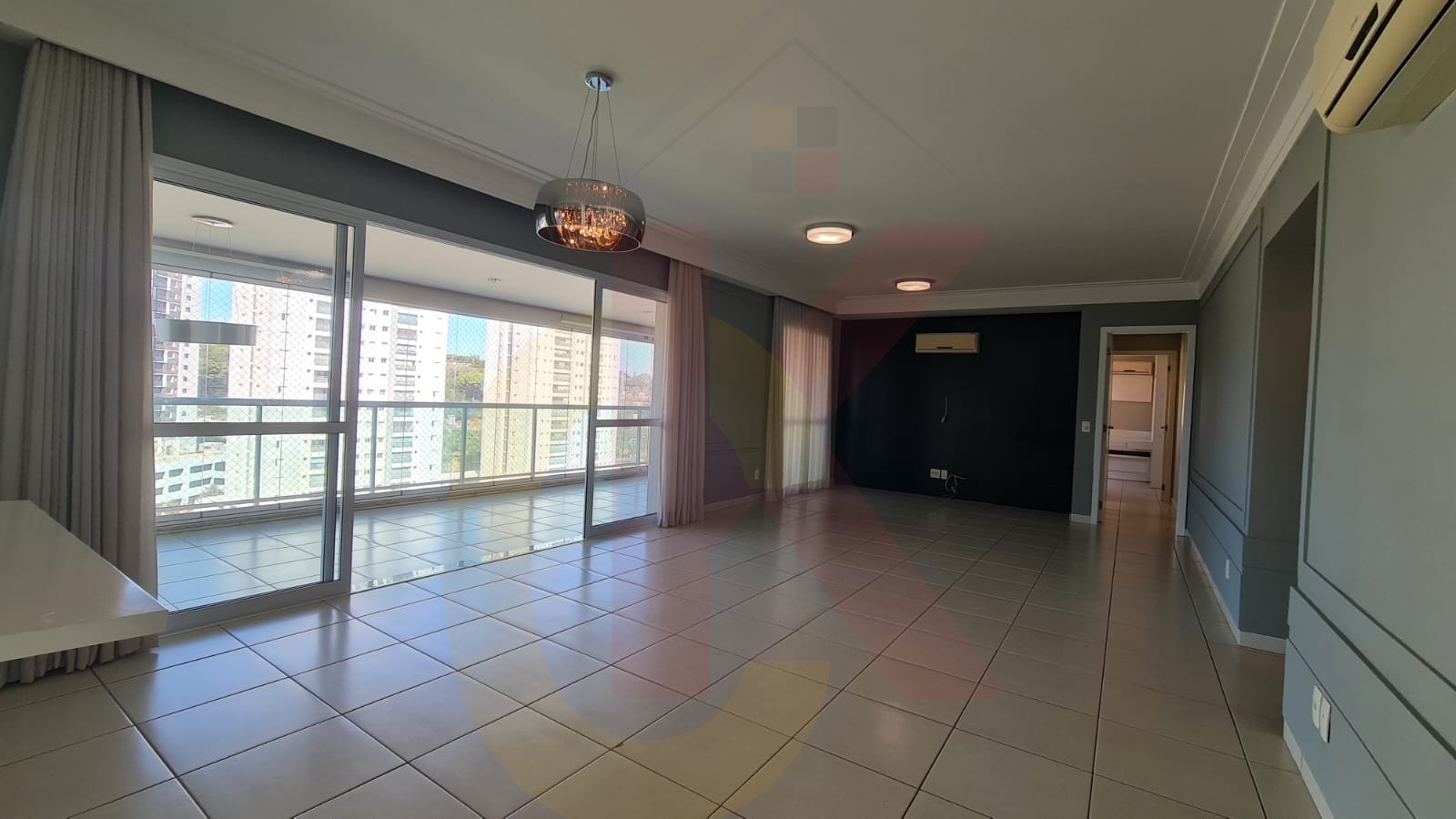 Apartamento de luxo no Jardim Botânico: 3 suítes, 2 salas,lavabo e 1 banheiro serviço , 3 vagas de garagem, 167m² - Ribeirão Preto-SP