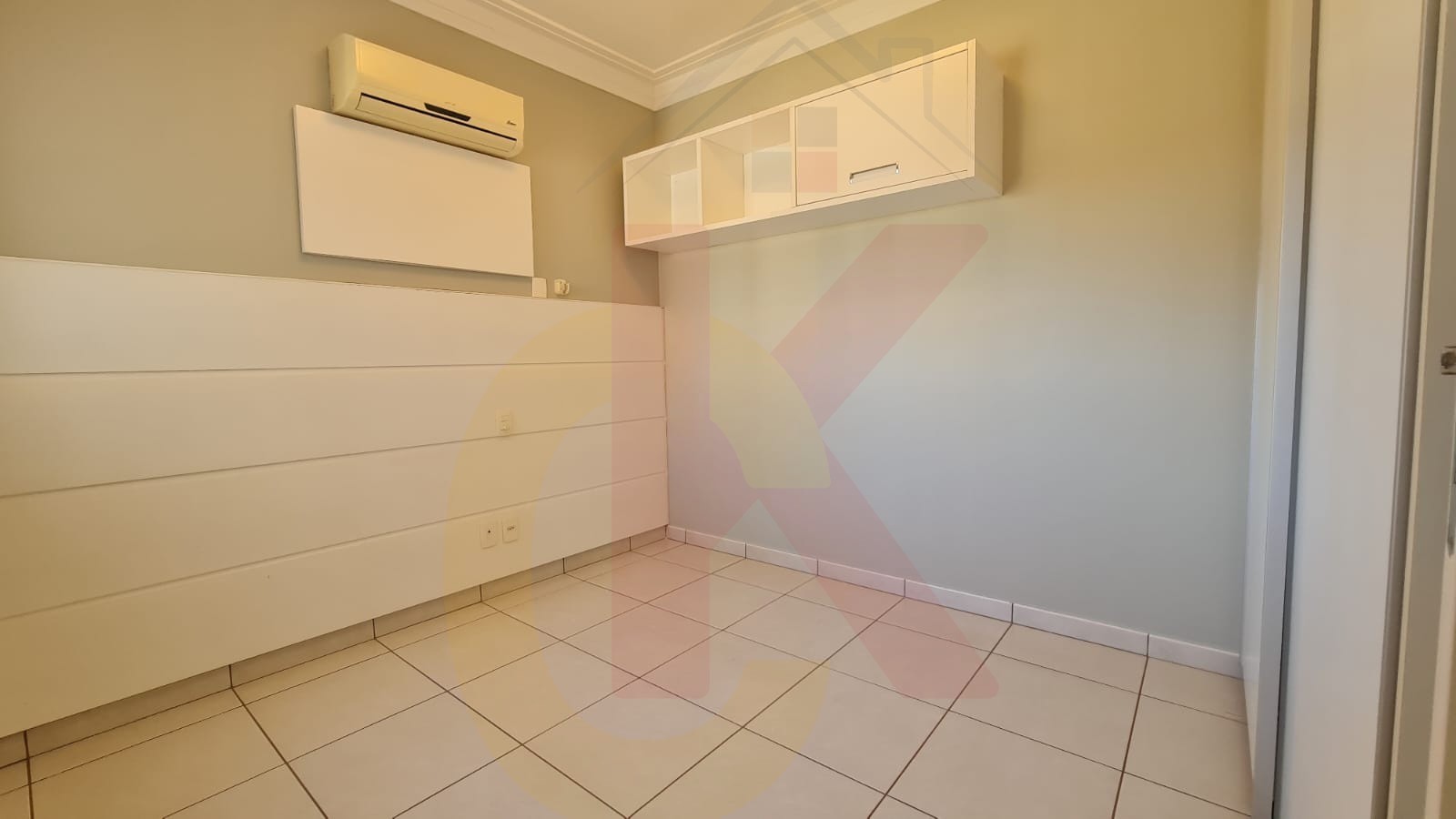 Apartamento de luxo no Jardim Botânico: 3 suítes, 2 salas,lavabo e 1 banheiro serviço , 3 vagas de garagem, 167m² - Ribeirão Preto-SP