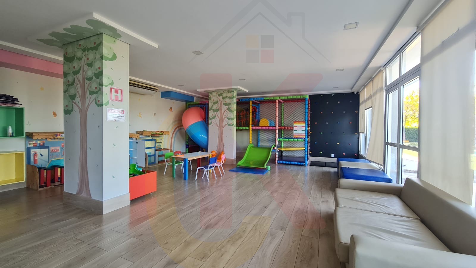 Apartamento de luxo no Jardim Botânico: 3 suítes, 2 salas,lavabo e 1 banheiro serviço , 3 vagas de garagem, 167m² - Ribeirão Preto-SP