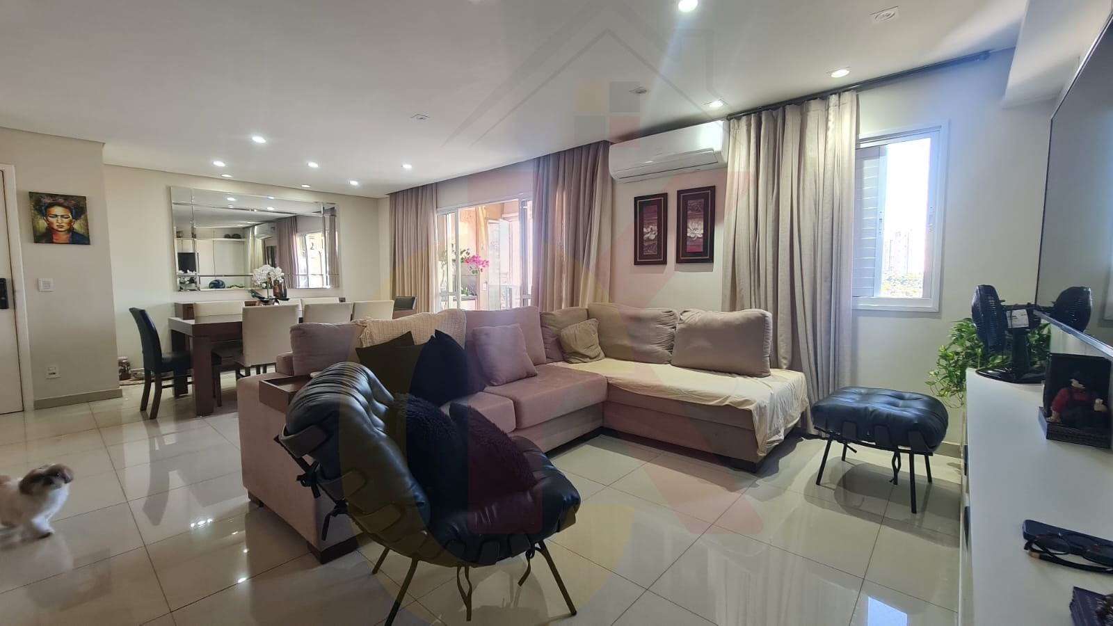 Venda de Apartamento de Luxo no Jardim Botânico, Ribeirão Preto-SP: 3 quartos, 1 suíte, 3 salas, 4 banheiros, 2 vagas, 124m².