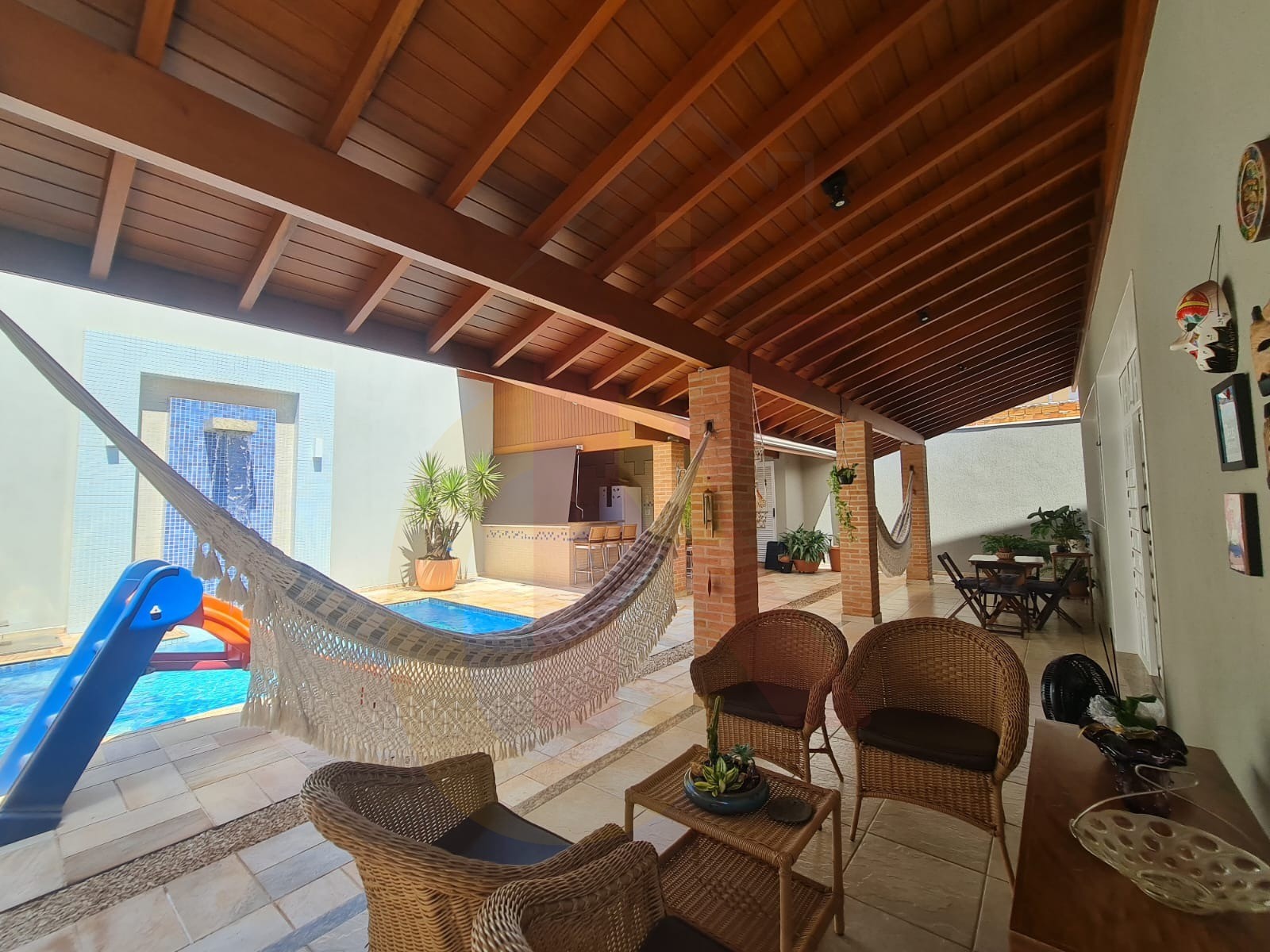 Casa de luxo à venda na City Ribeirão, Ribeirão Preto-SP: 6 quartos sendo 4 suítes, 3 salas, 5 banheiros, 24 vagas, 435,13 m² de construção