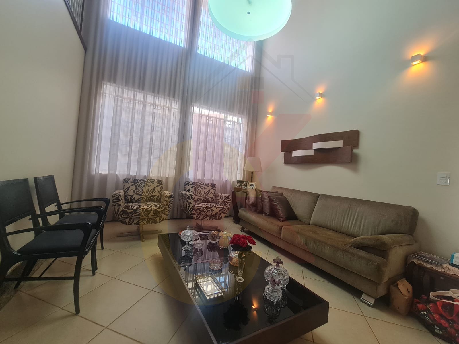 Casa de luxo à venda na City Ribeirão, Ribeirão Preto-SP: 6 quartos sendo 4 suítes, 3 salas, 5 banheiros, 24 vagas, 435,13 m² de construção
