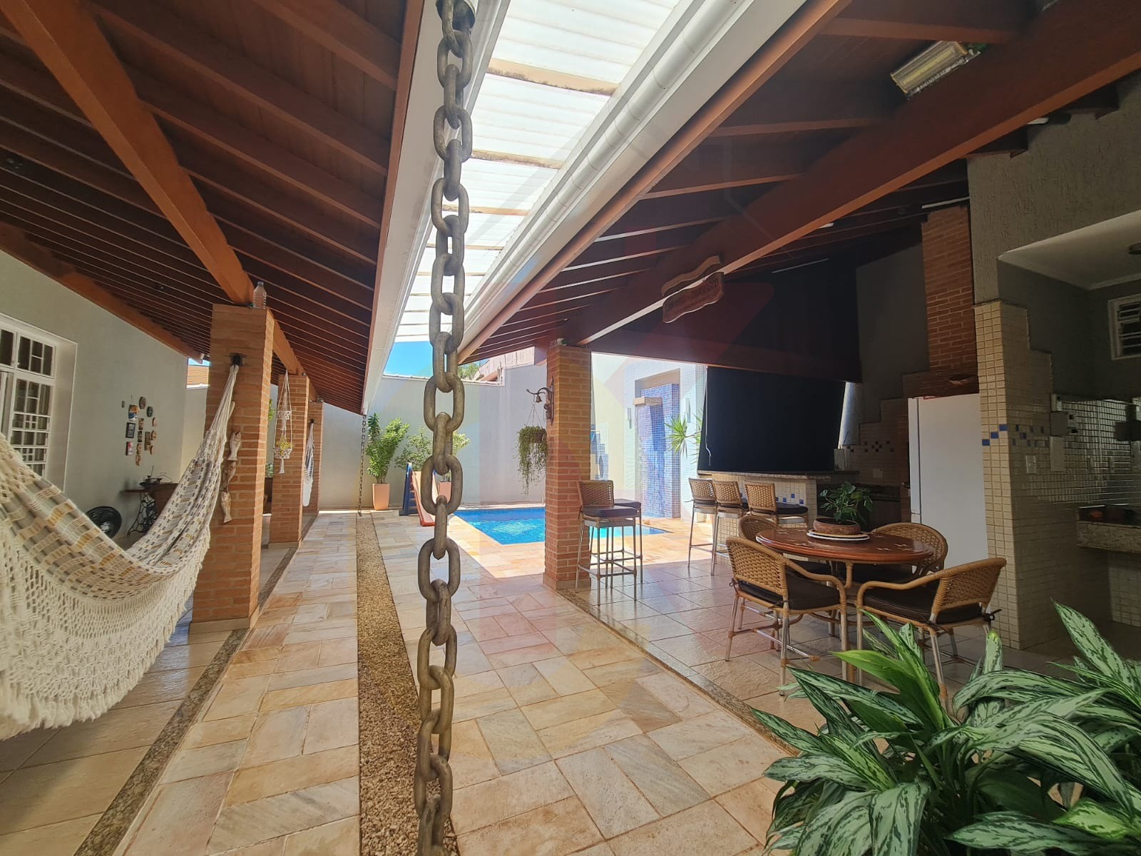 Casa de luxo à venda na City Ribeirão, Ribeirão Preto-SP: 6 quartos sendo 4 suítes, 3 salas, 5 banheiros, 24 vagas, 435,13 m² de construção