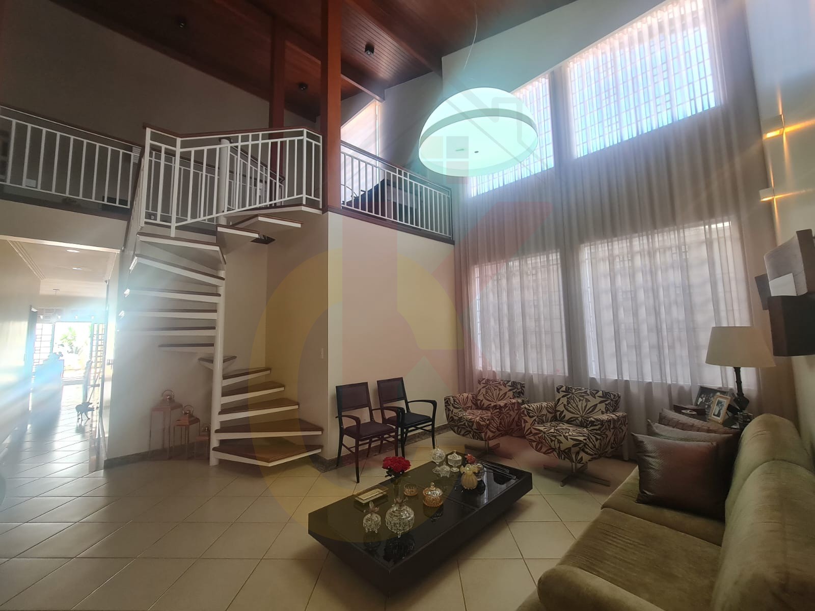 Casa de luxo à venda na City Ribeirão, Ribeirão Preto-SP: 6 quartos sendo 4 suítes, 3 salas, 5 banheiros, 24 vagas, 435,13 m² de construção