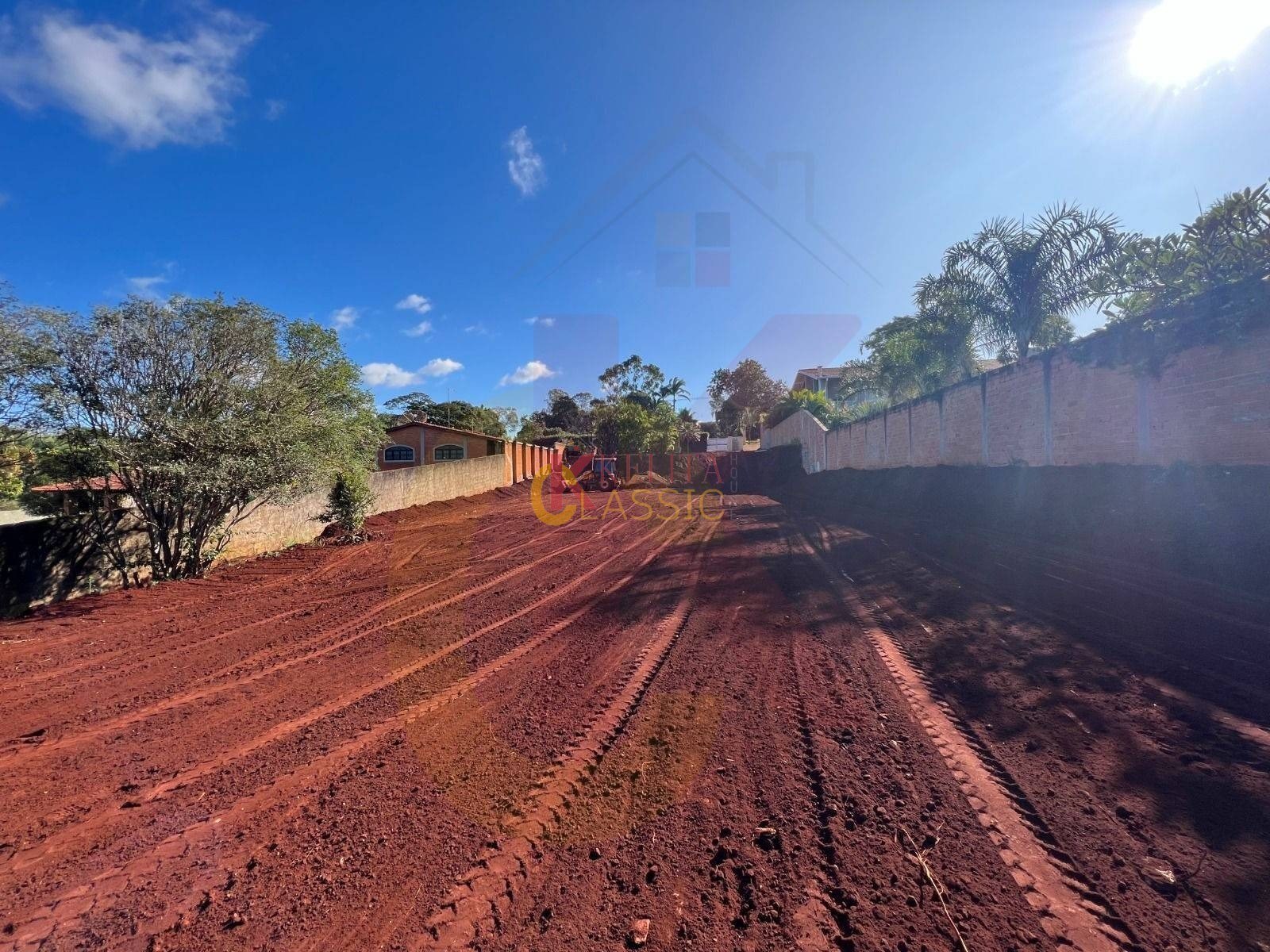 Ótimo terreno disponível para venda no Condomínio Residencial Quinta da Alvorada - TE00030