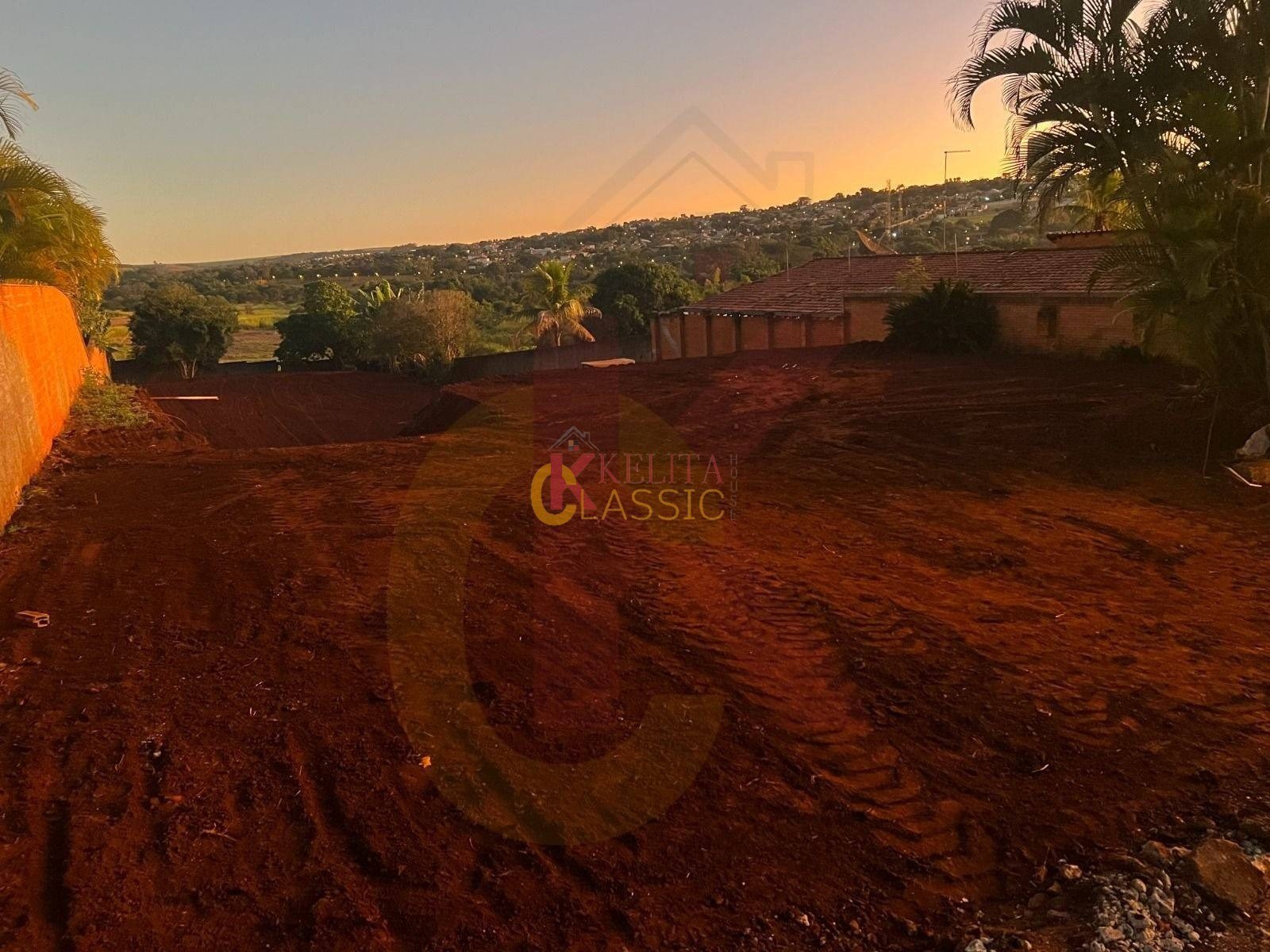 Ótimo terreno disponível para venda no Condomínio Residencial Quinta da Alvorada - TE00030