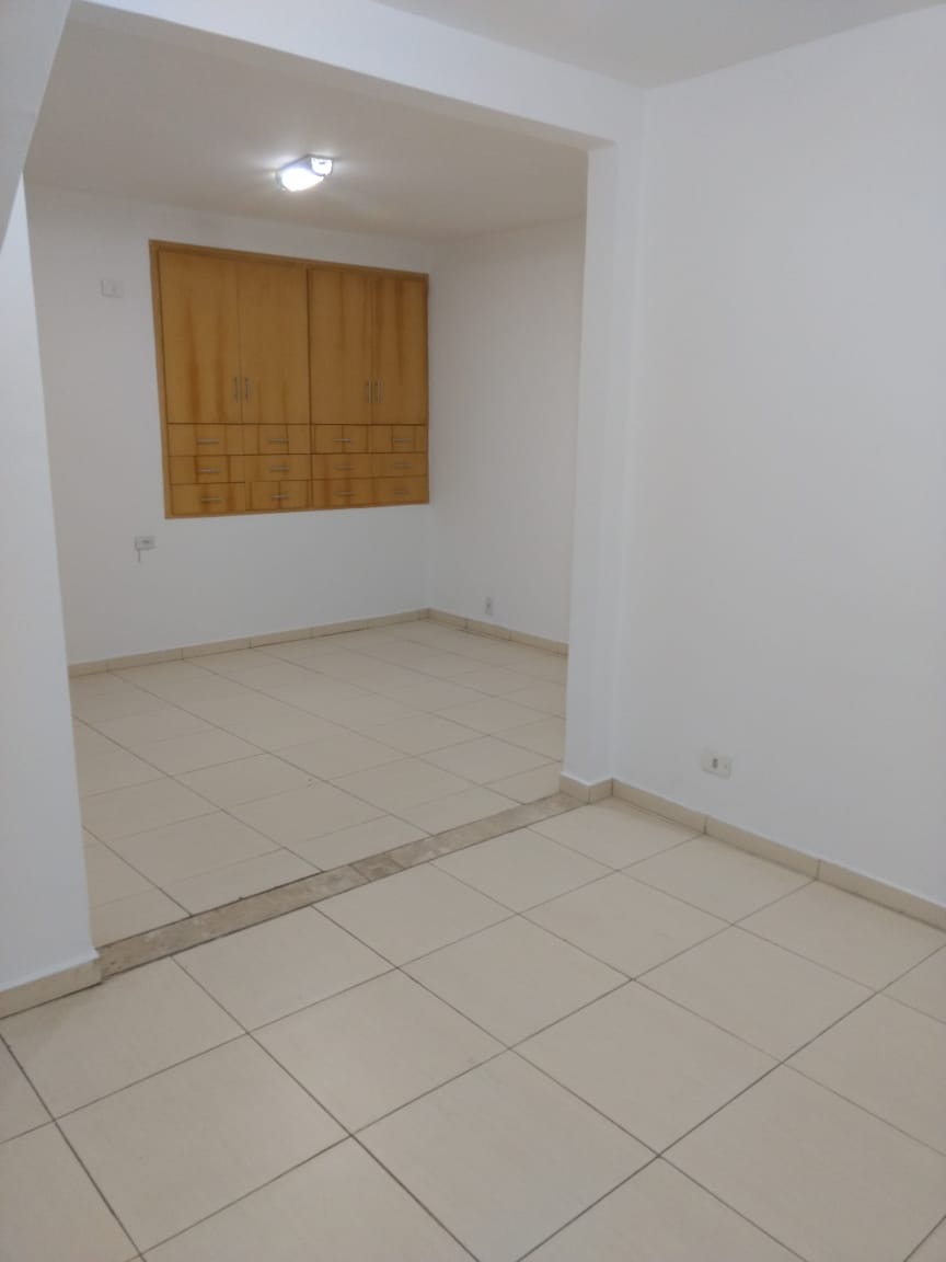 Casa residencial para Venda e Locação - Vila Gumercindo, São Paulo
