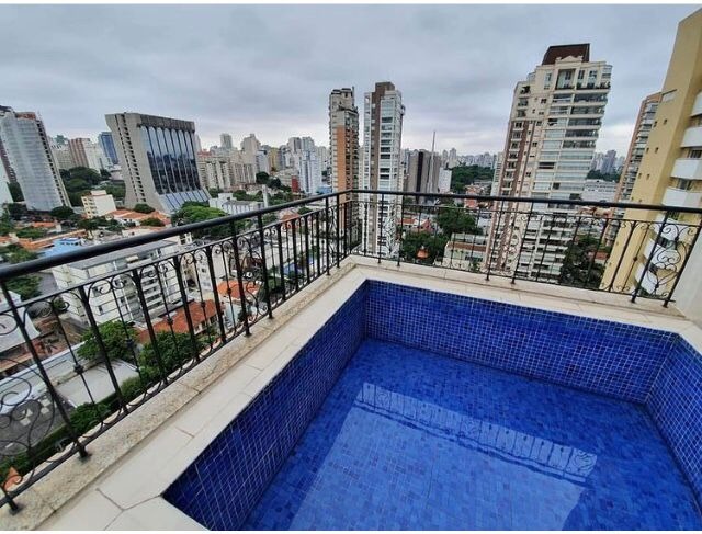 Linda cobertura duplex no ibirapuera para venda e locação