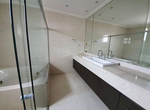 Linda cobertura duplex no ibirapuera para venda e locação