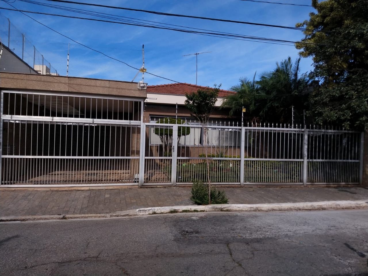 Vendo linda casa terra 3 dormitórios com 3 suites jardim da 