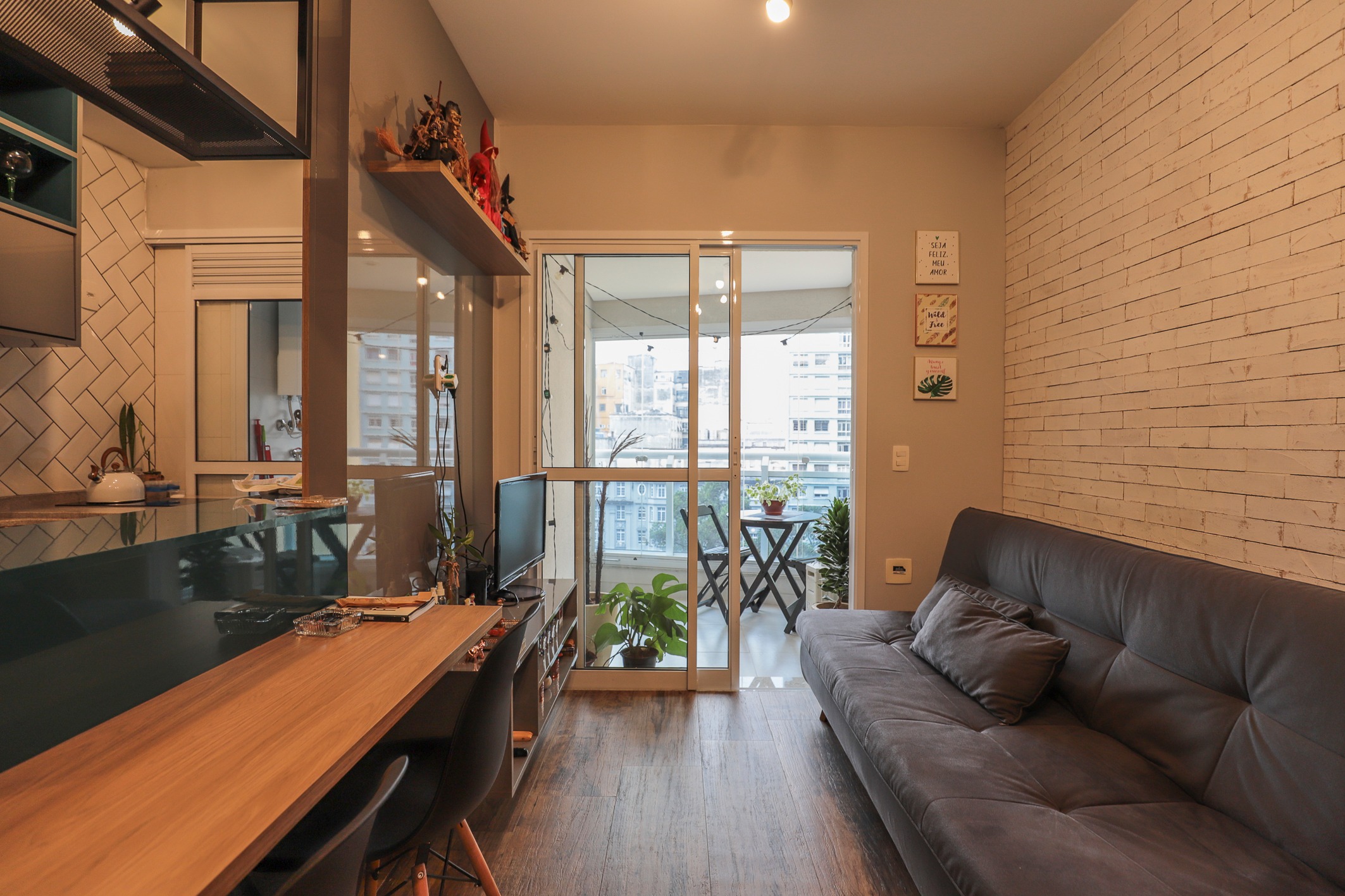 Confortável studio residencial para locação em santa efigêni