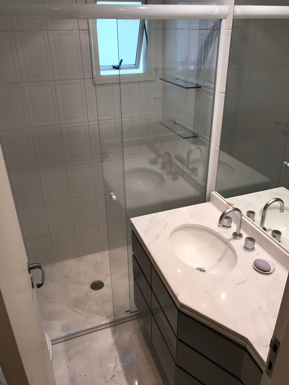 Apartamento com 3 dormitórios para alugar, 103 m² por R$ 7.700/mês - Moema - São Paulo/SP