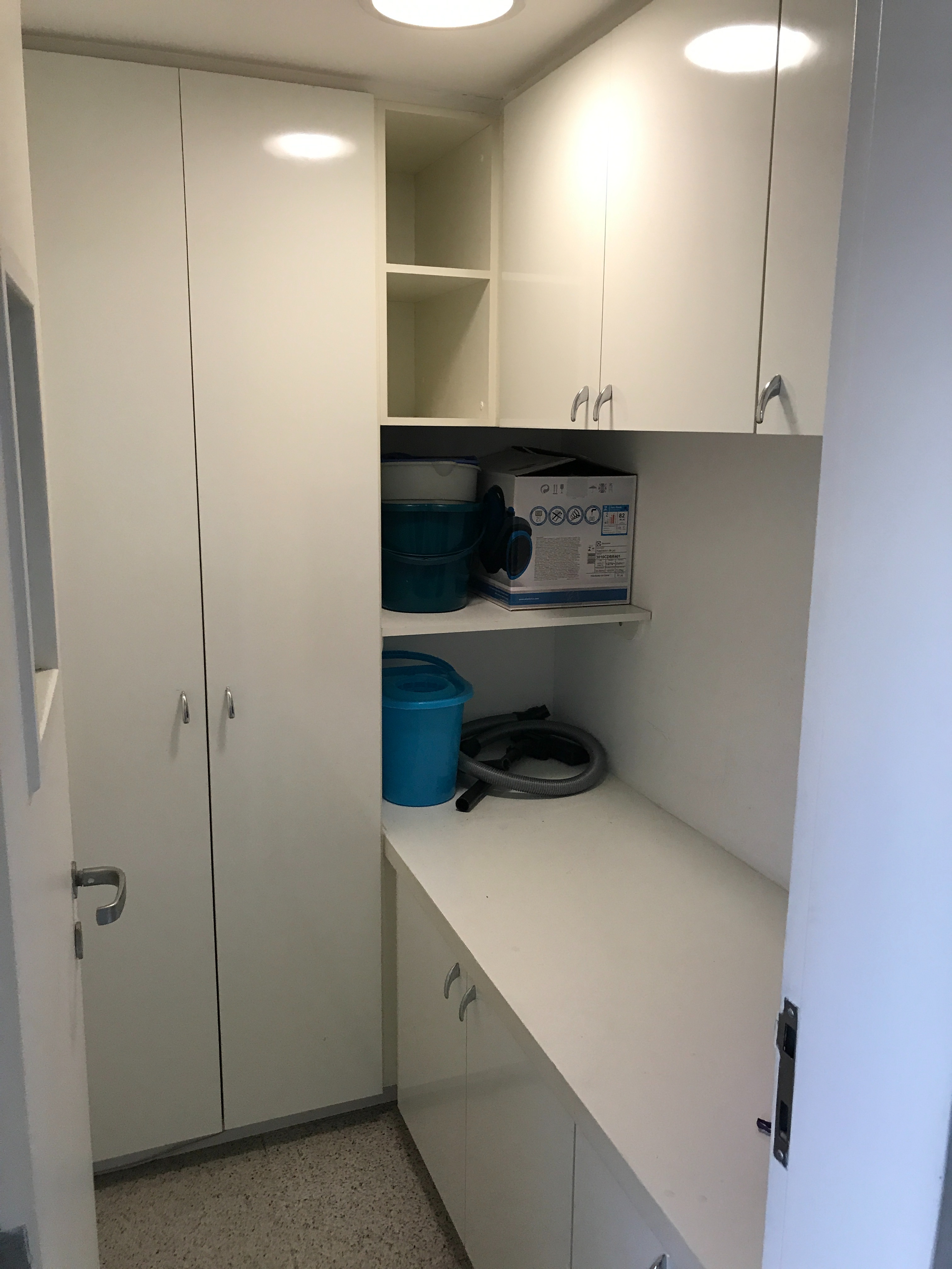 Apartamento com 3 dormitórios para alugar, 103 m² por R$ 7.700/mês - Moema - São Paulo/SP