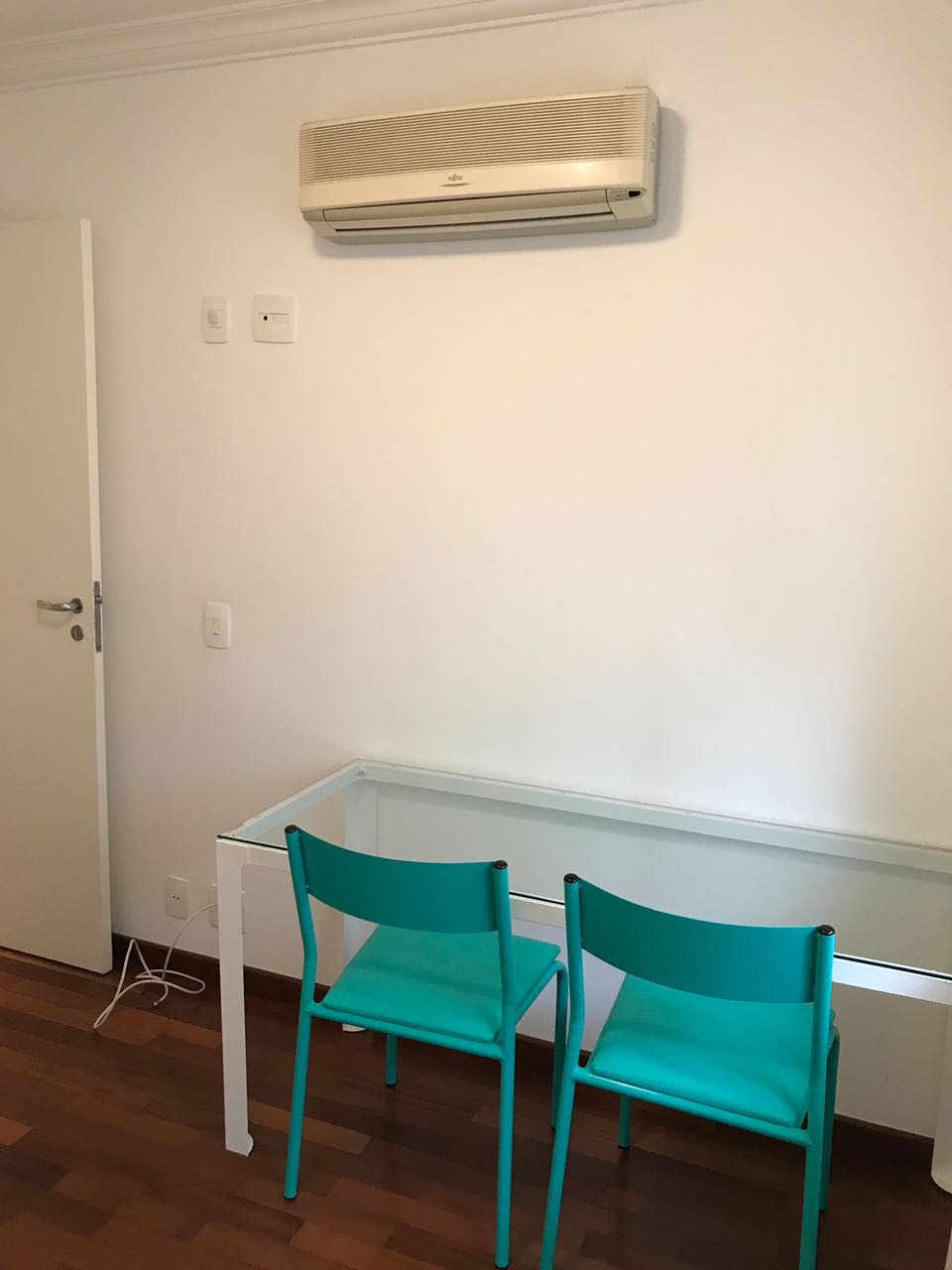 Apartamento com 3 dormitórios para alugar, 103 m² por R$ 7.700/mês - Moema - São Paulo/SP