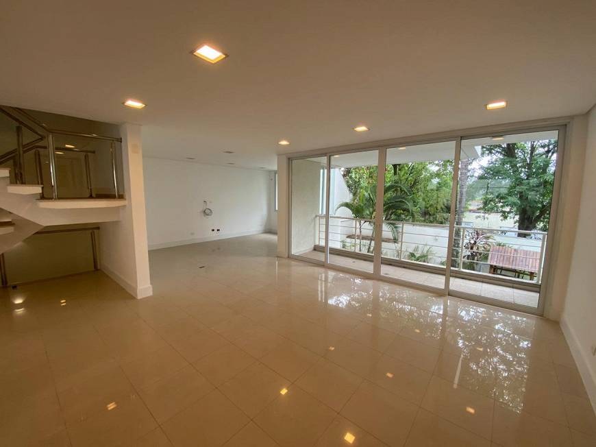 Casa em condominio fechado alto padrão no brookin 4 dorm 4 s