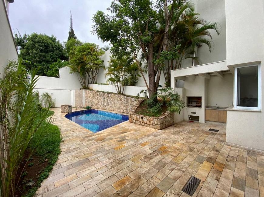 Casa em condominio fechado alto padrão no brookin 4 dorm 4 s